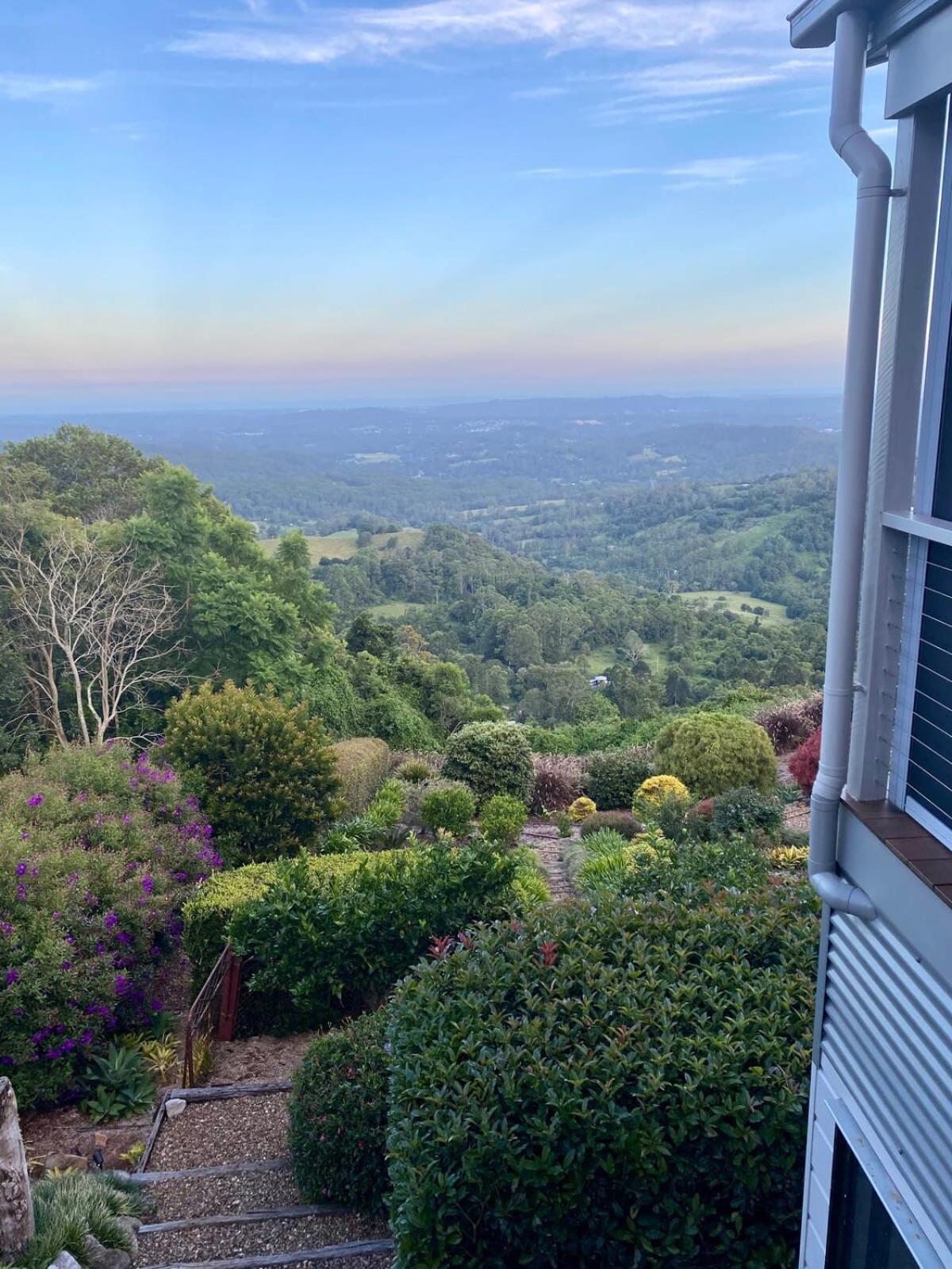 Flaxton Garden Home With Spectacular Coastal Views Montville Εξωτερικό φωτογραφία